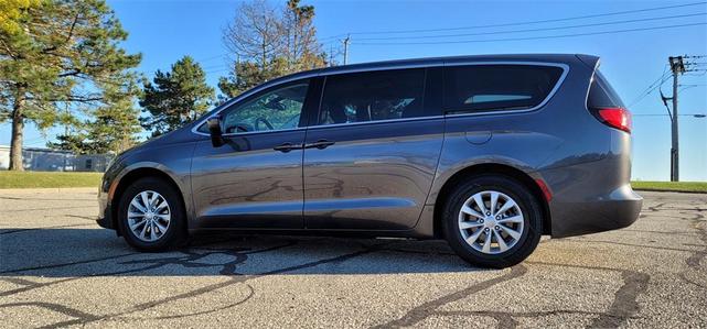 2017 chrysler pacifica touring