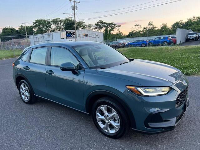 2023 honda hr-v lx