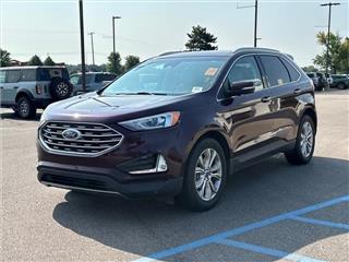 2019 Ford Edge titanium