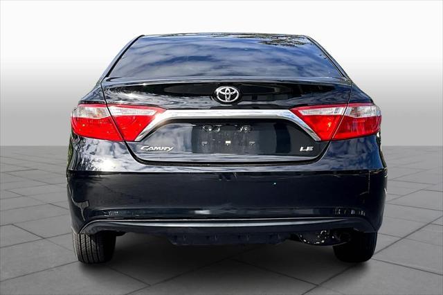 2015 toyota camry le