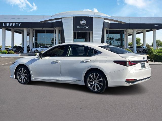 2021 lexus es 300h base