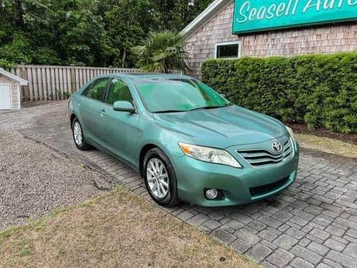 2011 toyota camry xle in wilmington, north carolina