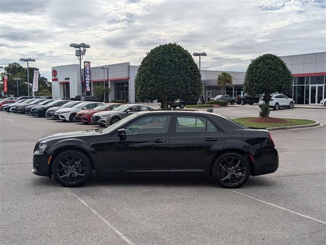 2023 chrysler 300 s