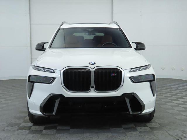 2023 bmw x7 m60i