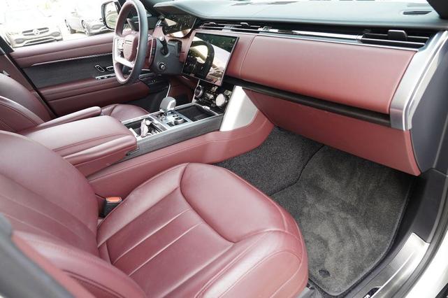 2023 land rover range rover p530 se