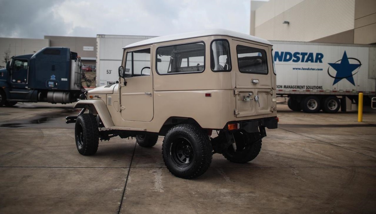 1972 toyota land cruiser fj40