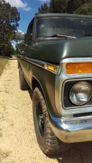 1976 ford f-100 4x4 short wheel base