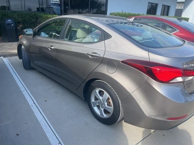2014 hyundai elantra se