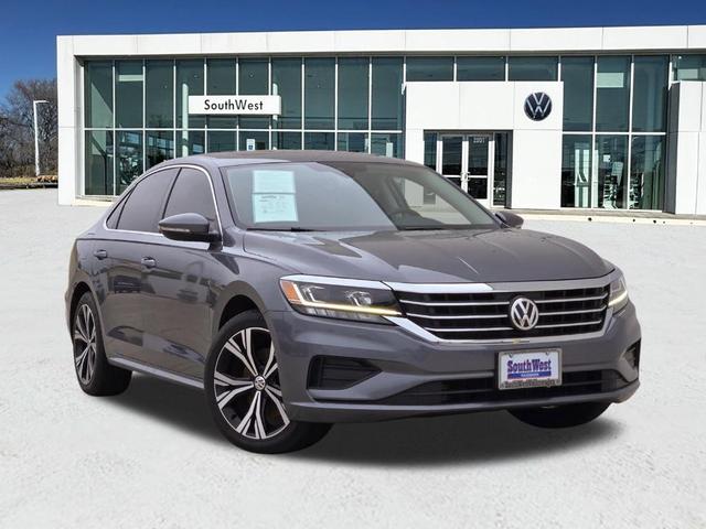 2021 volkswagen passat 2.0t se