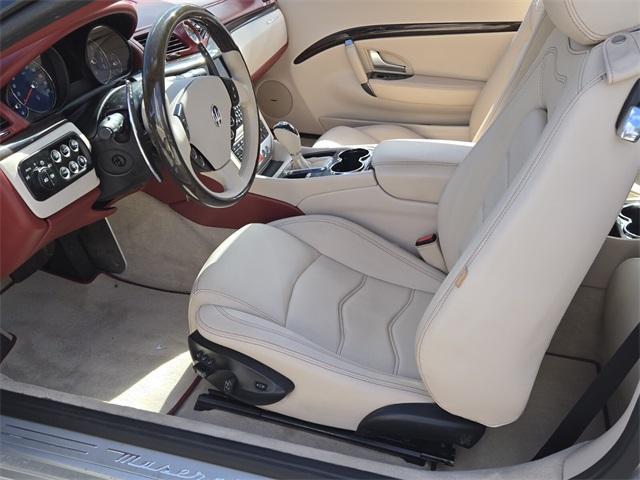 2016 maserati granturismo base