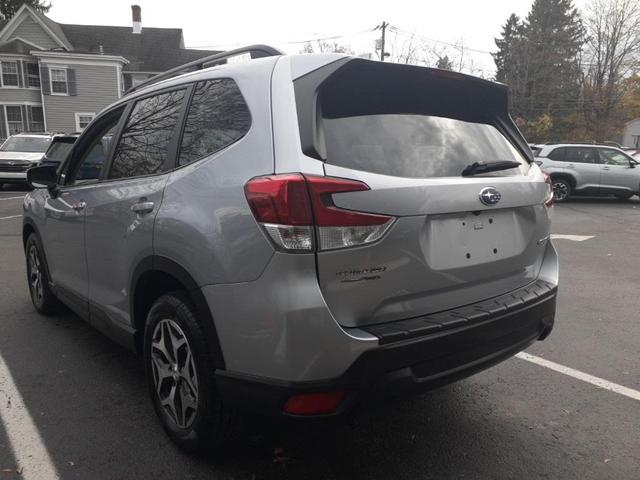 2019 subaru forester premium