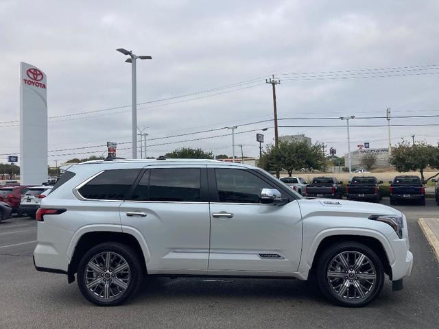 2024 toyota sequoia capstone