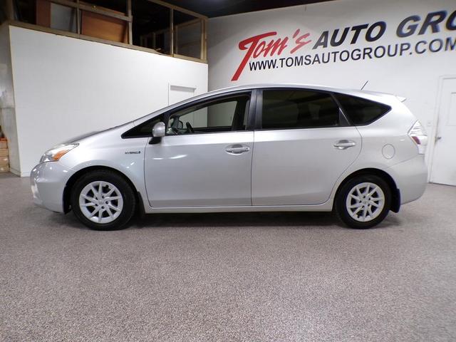 2012 toyota prius v two