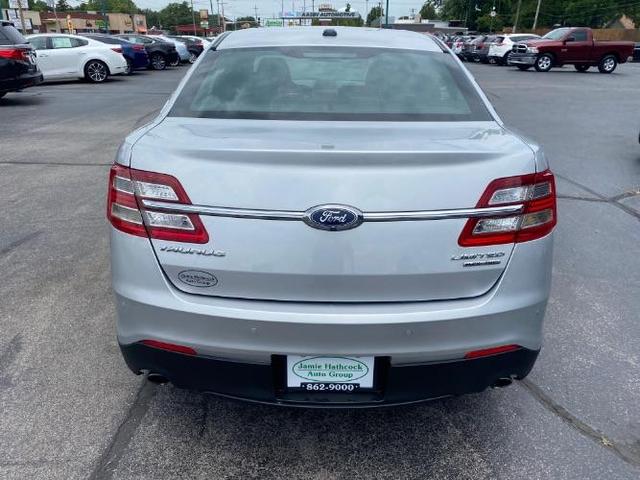 2017 ford taurus limited