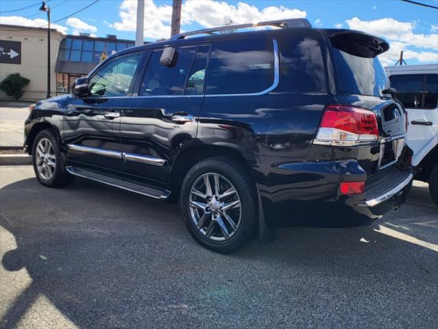 2013 lexus lx 570 base