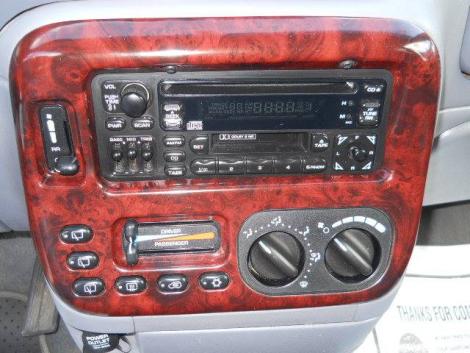 2000 chrysler town country lxi in south dakota