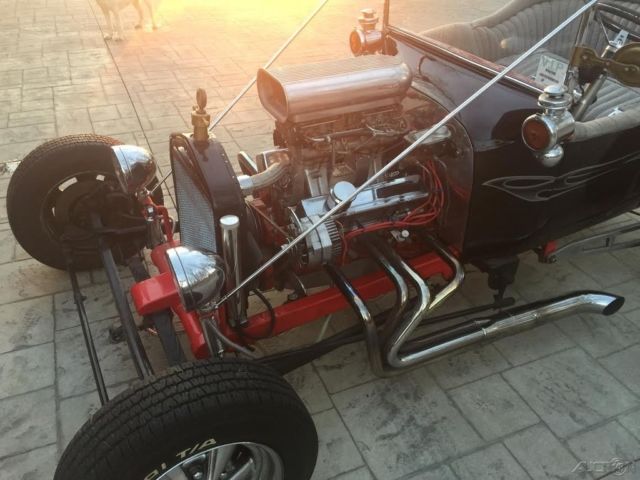 1923 ford t- bucket used automatic, 350 v8
