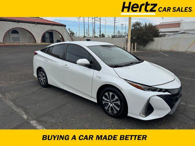 2021 toyota prius prime le