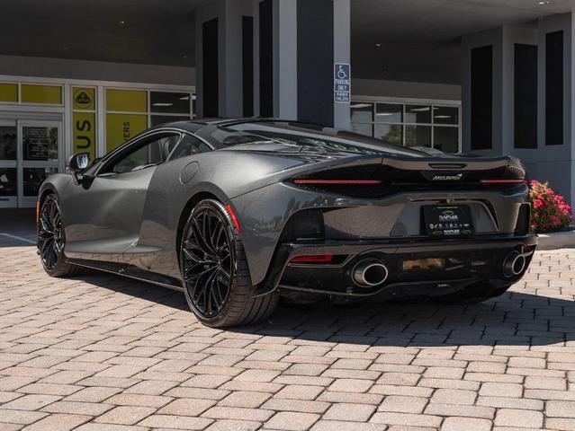 2021 mclaren gt base