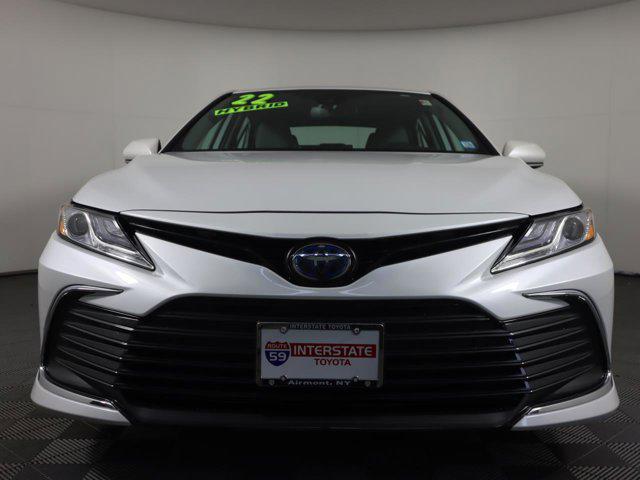 2022 toyota camry hybrid xle