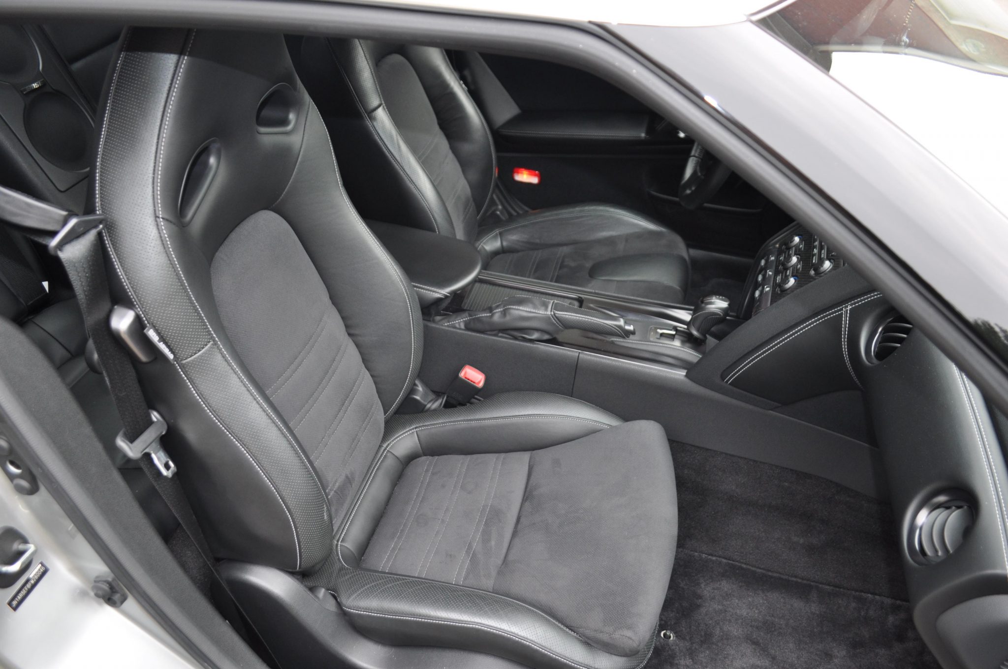 2015 nissan gt-r