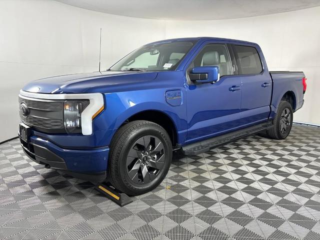 2022 ford f-150 lightning lariat