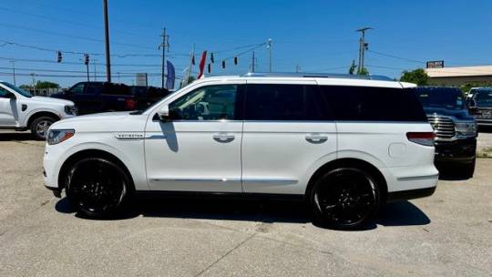 2024 Lincoln Navigator