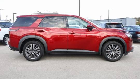 2023 nissan pathfinder sl