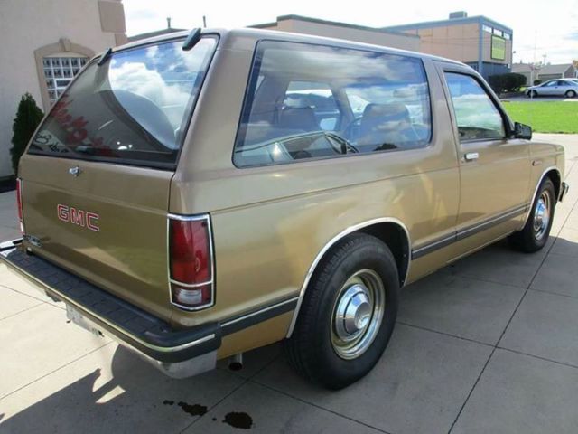 1984 gmc jimmy 2 door blazer low miles 4 speed nice wow no reserve rat rod shop