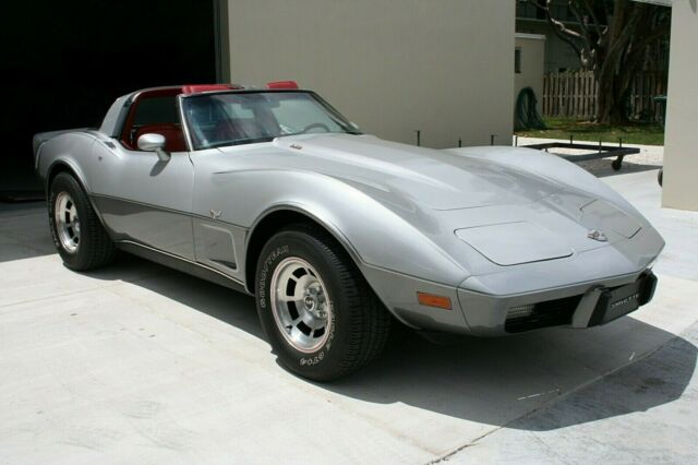 1978 silver anniversary corvette edition 33,000 original miles l-82 red leather