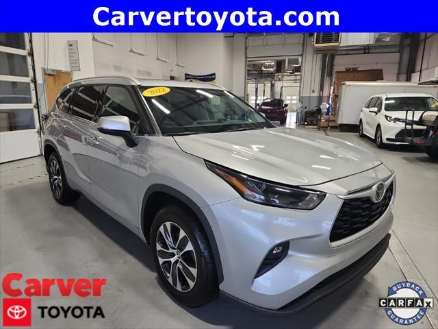 2022 toyota highlander xle