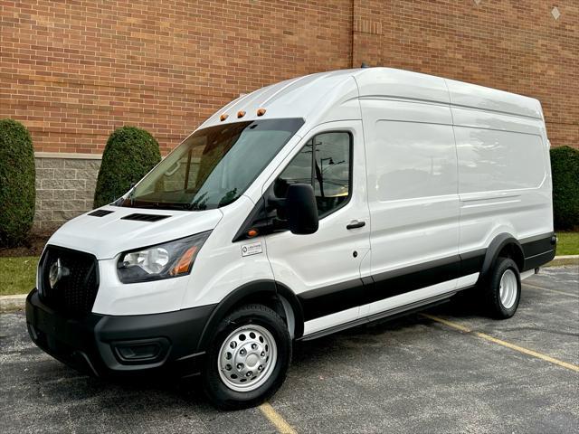 2022 ford transit-350 base
