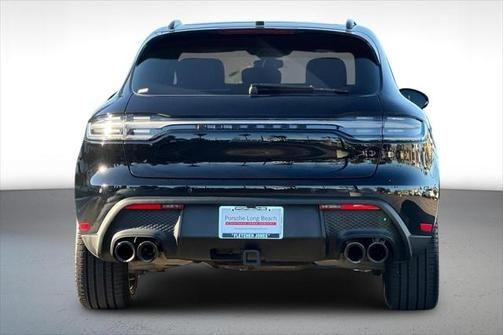2022 porsche macan