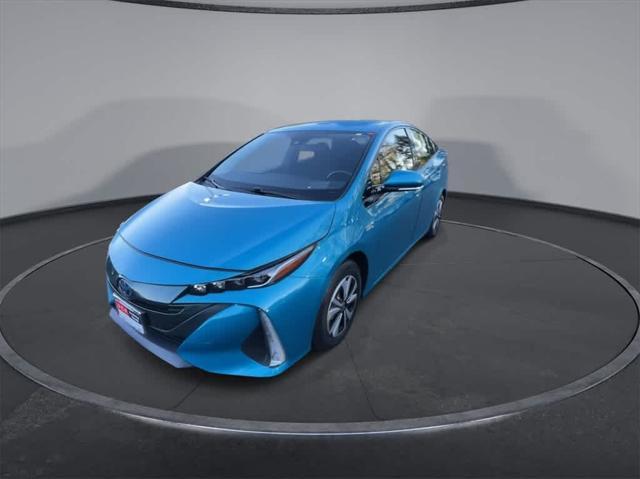 2017 toyota prius prime plus