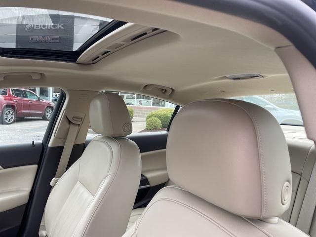 2017 buick regal turbo premium ii