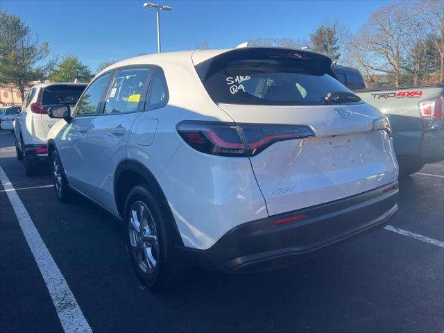 2023 honda hr-v lx