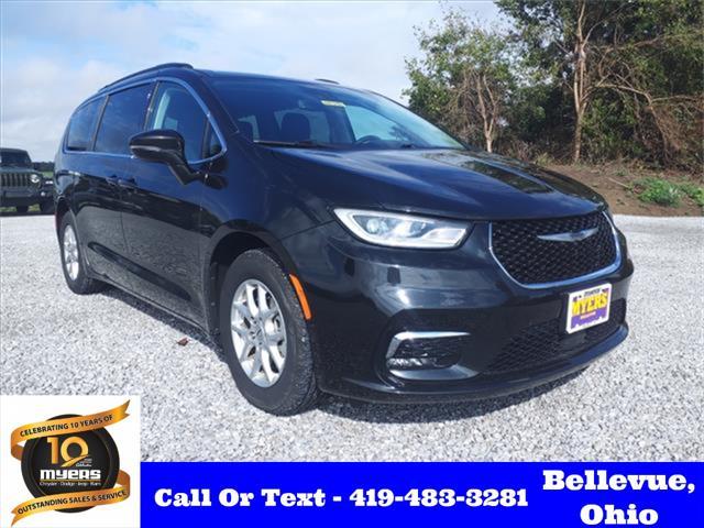 2022 chrysler pacifica touring l