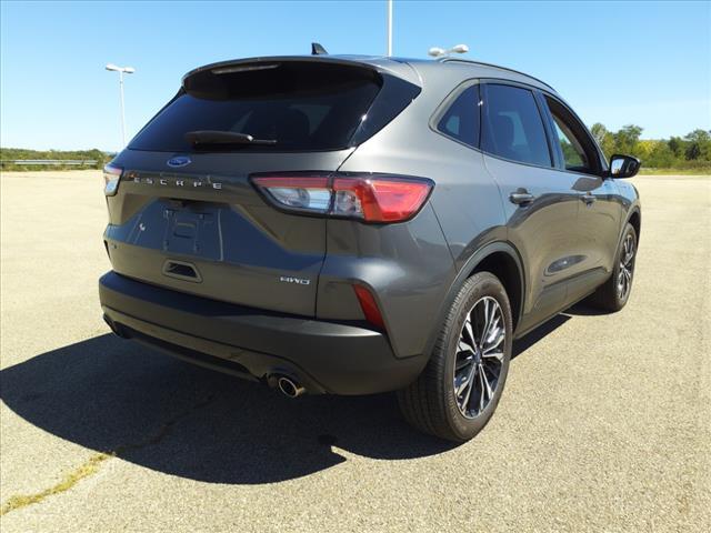 2021 ford escape se