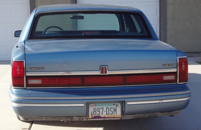 1993 lincoln towncar executive series