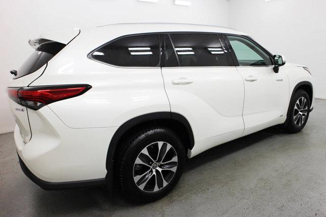 2021 toyota highlander hybrid xle