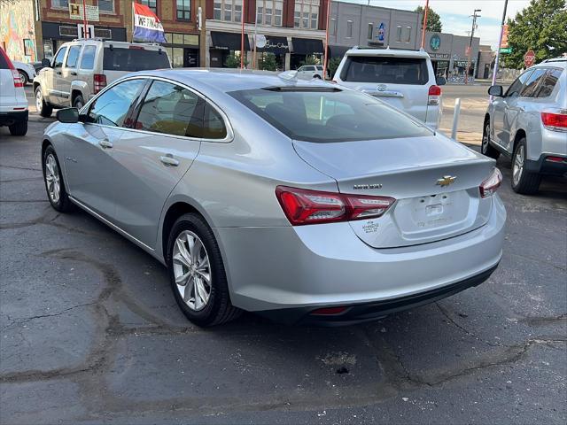 2022 chevrolet malibu fwd lt