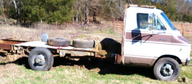 1977 dodge motorhome cab and chassis