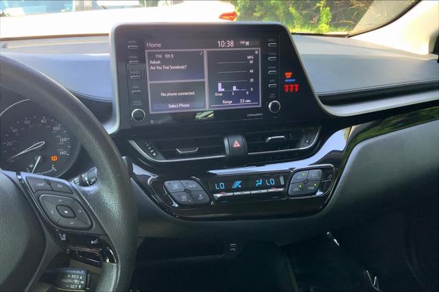 2021 toyota c-hr le