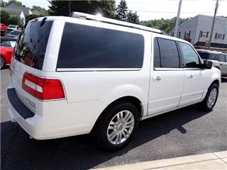 2014 Lincoln Navigator base