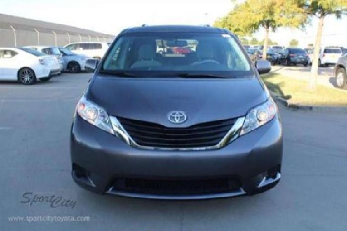 2012 toyota sienna le in dallas, tx