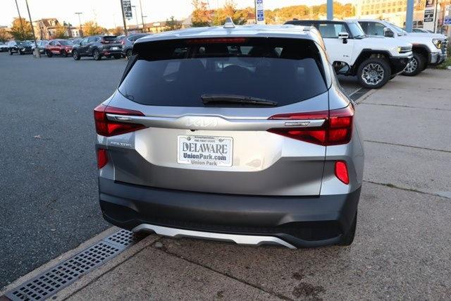 2022 kia seltos lx