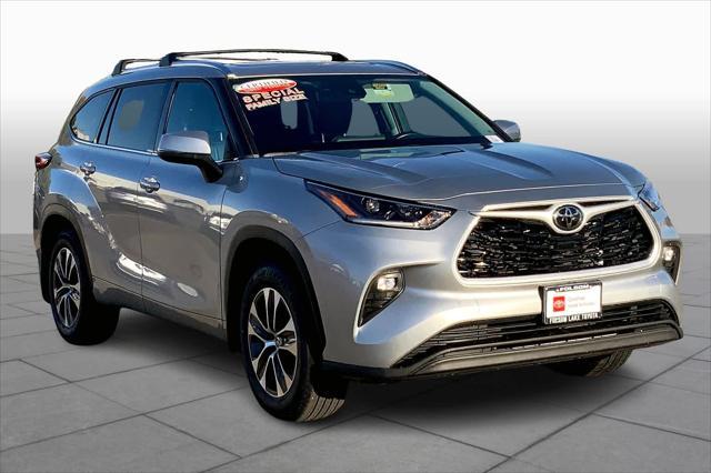 2021 toyota highlander xle