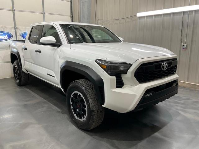 2024 toyota tacoma trd off road