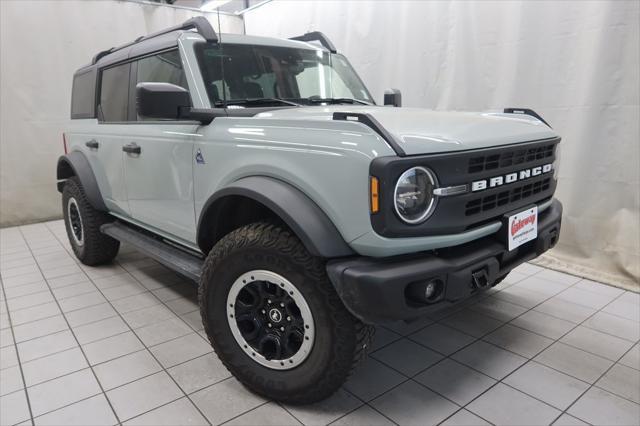 2023 ford bronco black diamond