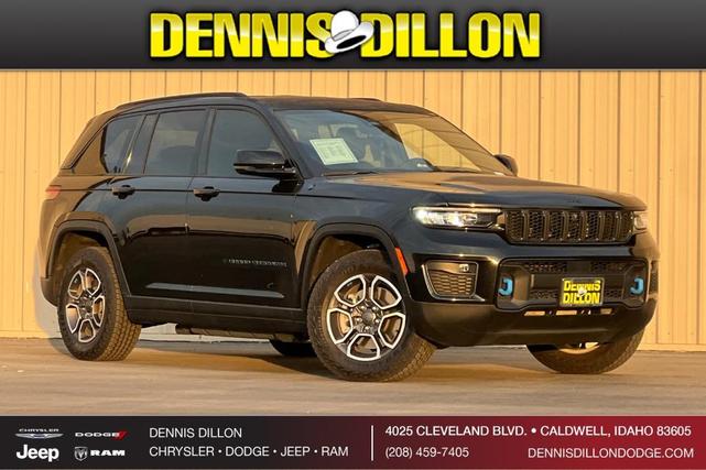 2022 jeep grand cherokee 4xe trailhawk